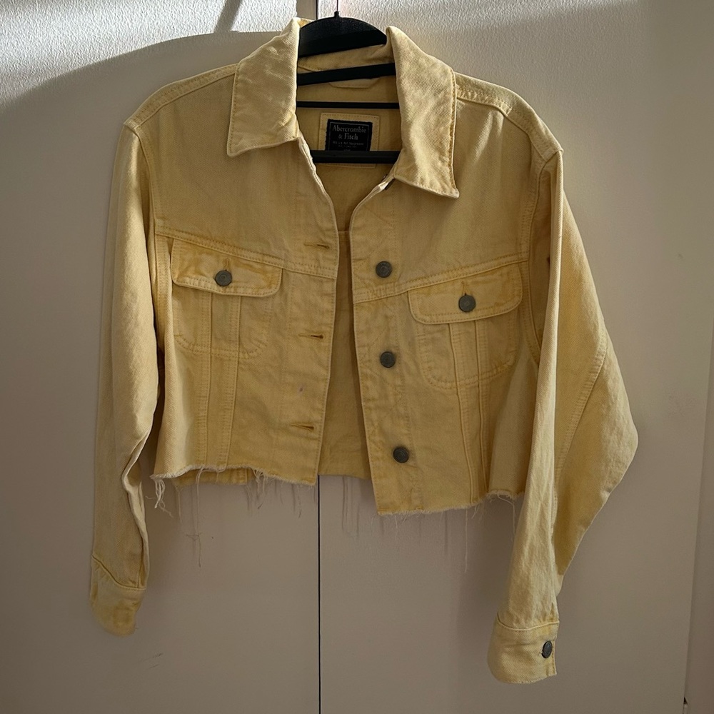 a&f cropped yellow jean jacket